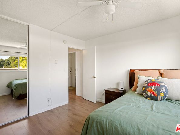 964 Larrabee Street 202, West Hollywood CA 90069