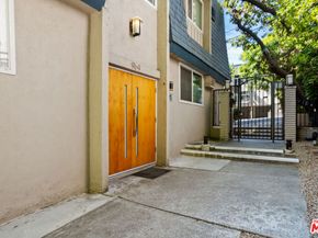964 Larrabee Street 202, West Hollywood CA 90069