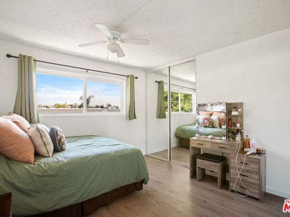 964 Larrabee Street 202, West Hollywood CA 90069