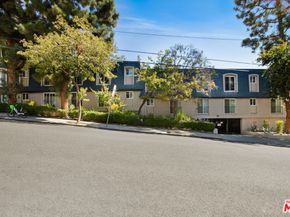 964 Larrabee Street 202, West Hollywood CA 90069