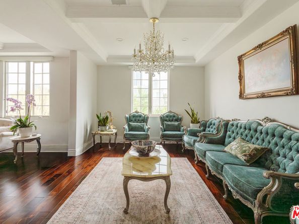 1835 Pandora Avenue 302, Los Angeles CA 90025