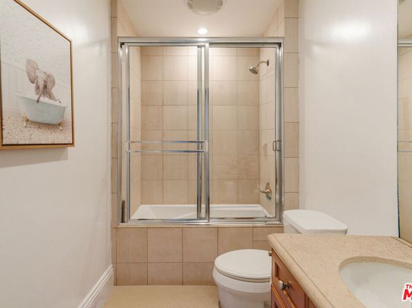 1835 Pandora Avenue 302, Los Angeles CA 90025