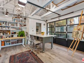 233 S Saltair Avenue, Los Angeles CA 90049