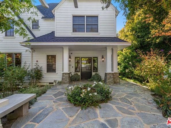 233 S Saltair Avenue, Los Angeles CA 90049