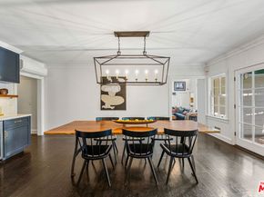 233 S Saltair Avenue, Los Angeles CA 90049