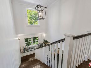 233 S Saltair Avenue, Los Angeles CA 90049