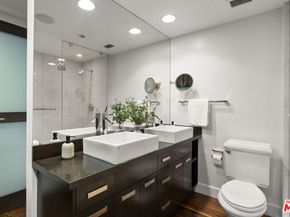 2222 Avenue Of The Stars 1004, Los Angeles CA 90067