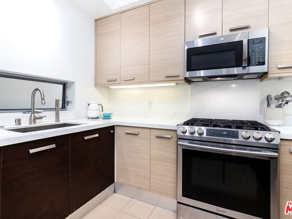 12411 Pacific Avenue 205, Los Angeles CA 90066