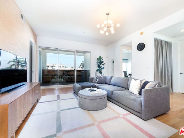 12411 Pacific Avenue 205, Los Angeles CA 90066