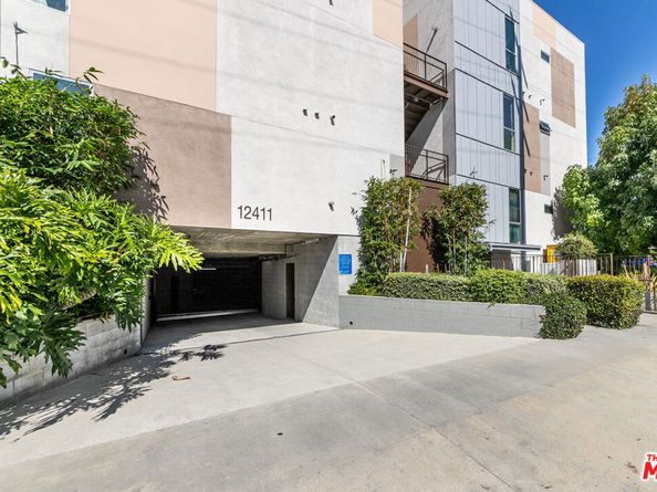 12411 Pacific Avenue 205, Los Angeles CA 90066