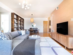 12411 Pacific Avenue 205, Los Angeles CA 90066