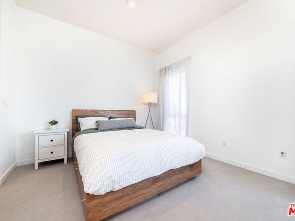 12411 Pacific Avenue 205, Los Angeles CA 90066