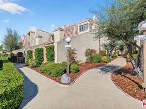 18419 Collins Street A, Tarzana CA 91356