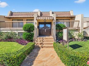 18419 Collins Street A, Tarzana CA 91356