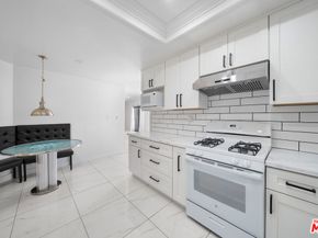 4444 Wilshire Boulevard 206, Los Angeles CA 90010