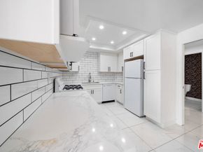 4444 Wilshire Boulevard 206, Los Angeles CA 90010