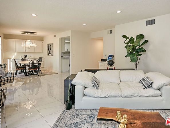 4444 Wilshire Boulevard 206, Los Angeles CA 90010