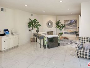 4444 Wilshire Boulevard 206, Los Angeles CA 90010