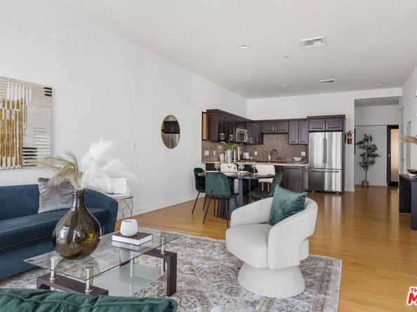801 S Grand Avenue 1508, Los Angeles CA 90017
