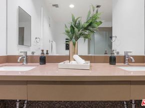 801 S Grand Avenue 1508, Los Angeles CA 90017