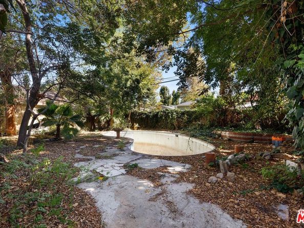 5116 Sunnyslope Avenue, Sherman Oaks CA 91423