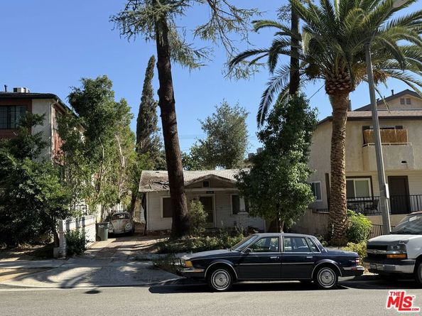482 E Santa Anita Avenue, Burbank CA 91501