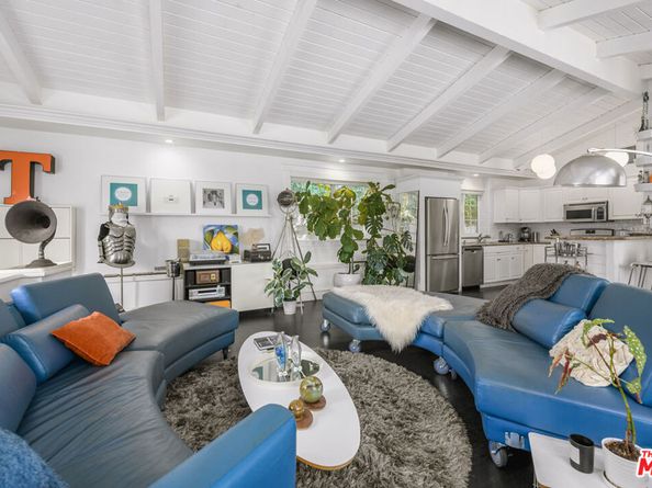 2225 N Cahuenga Boulevard, Los Angeles CA 90068