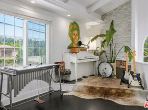 2225 N Cahuenga Boulevard, Los Angeles CA 90068