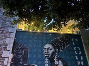 2225 N Cahuenga Boulevard, Los Angeles CA 90068