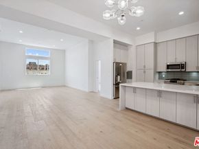 1746 Garfield Place 302, Los Angeles CA 90028