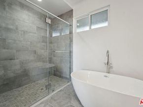 1746 Garfield Place 302, Los Angeles CA 90028