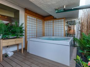 21016 Pacific Coast Highway, Malibu CA 90265