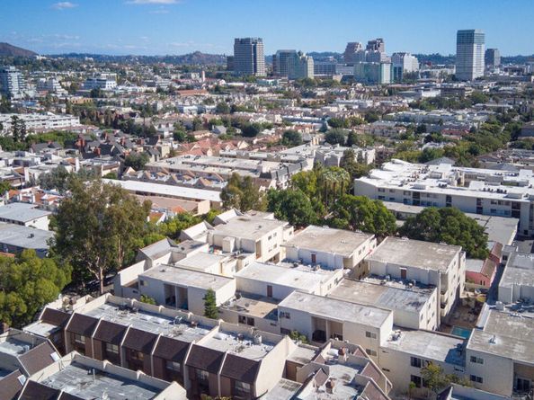 1339 N Columbus Avenue 304, Glendale CA 91202