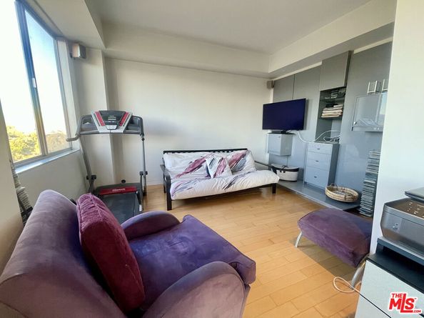 10747 Wilshire Boulevard 1208, Los Angeles CA 90024