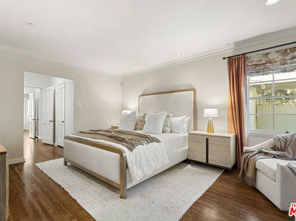 130 S Bentley Avenue, Los Angeles CA 90049
