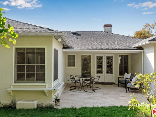 130 S Bentley Avenue, Los Angeles CA 90049