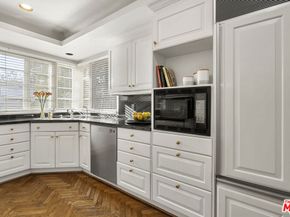 130 S Bentley Avenue, Los Angeles CA 90049