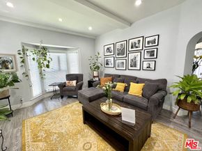 600 W 102nd Street, Los Angeles CA 90044