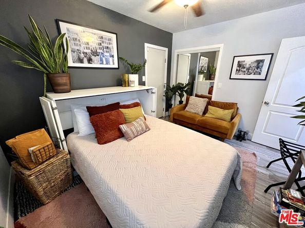 600 W 102nd Street, Los Angeles CA 90044