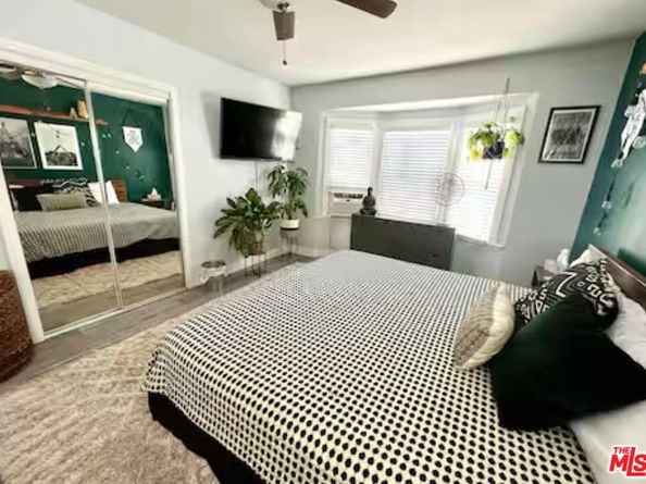 600 W 102nd Street, Los Angeles CA 90044