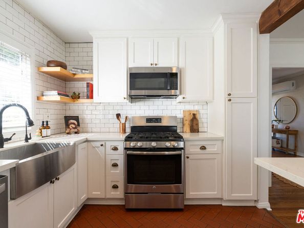 2308 S Highland Avenue, Los Angeles CA 90016