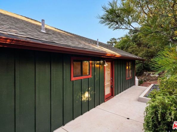 19806 Valley View Drive, Topanga CA 90290