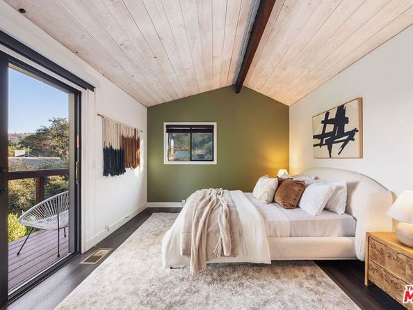 19806 Valley View Drive, Topanga CA 90290