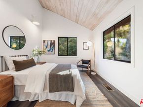 19806 Valley View Drive, Topanga CA 90290