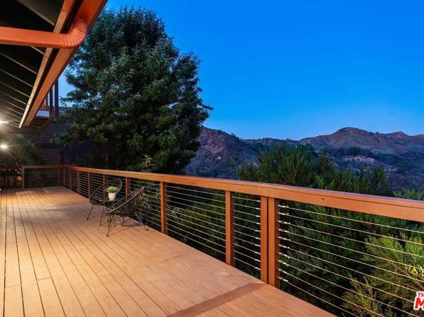 19806 Valley View Drive, Topanga CA 90290