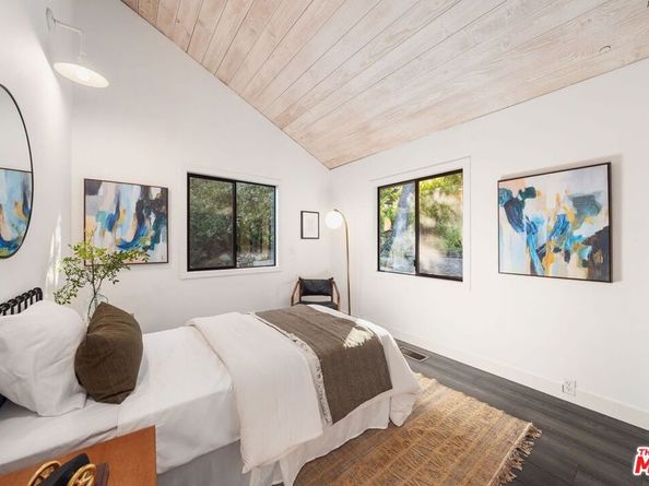 19806 Valley View Drive, Topanga CA 90290