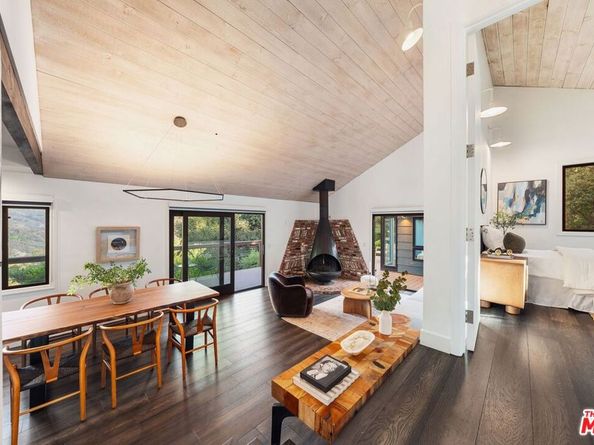 19806 Valley View Drive, Topanga CA 90290