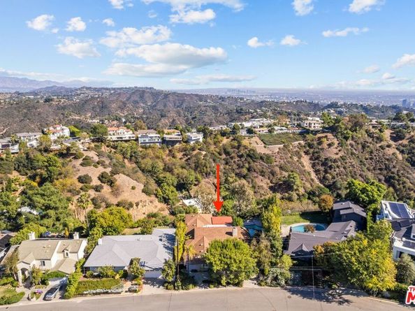 2120 Linda Flora Drive, Los Angeles CA 90077