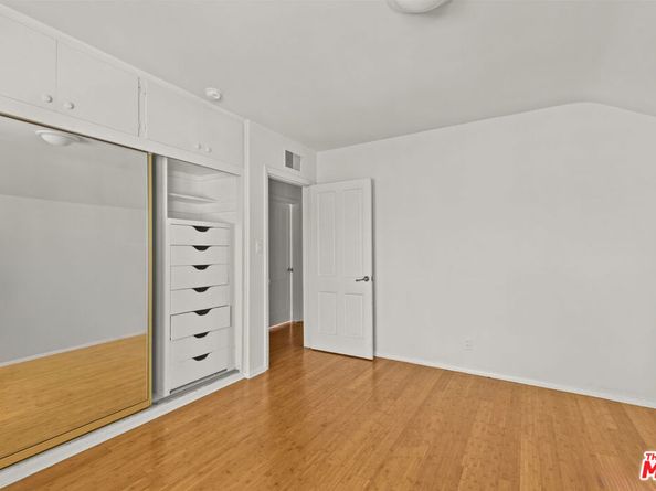 2120 Linda Flora Drive, Los Angeles CA 90077
