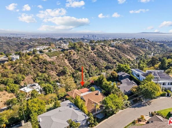 2120 Linda Flora Drive, Los Angeles CA 90077